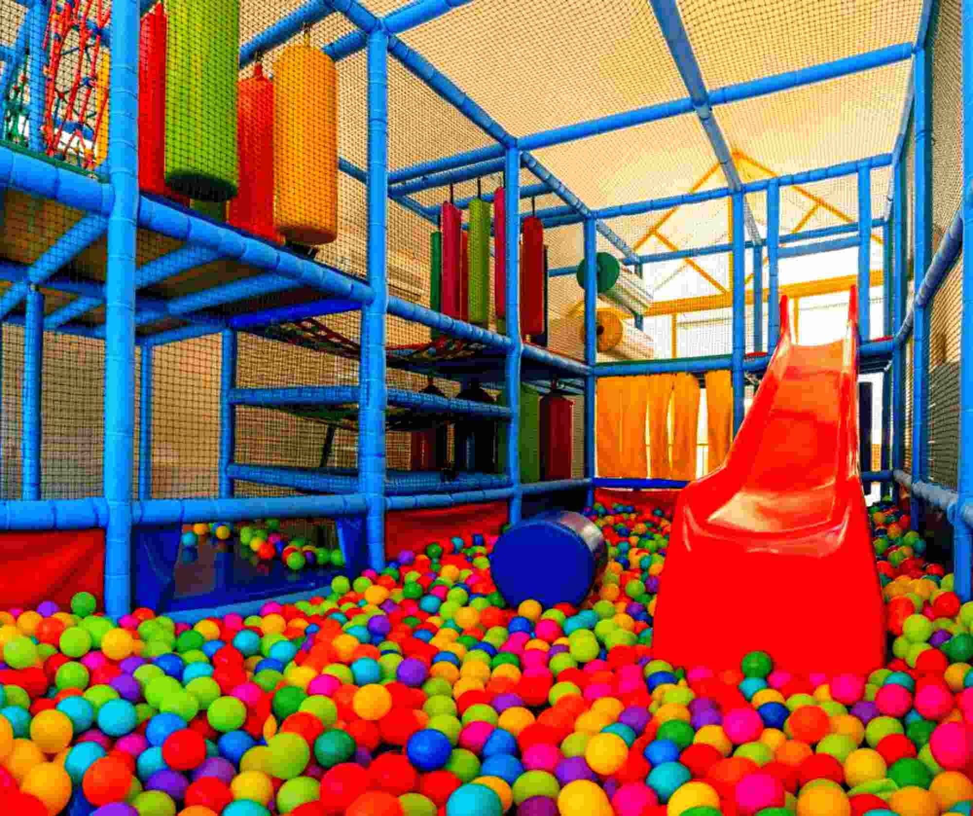 Mobiliario y complementos para parque de bolas, parques infantiles